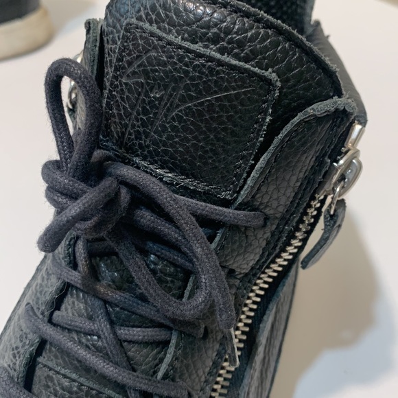 🔥Giuseppe Zanotti Embossed Leather Sneakers Black • Size 41 - Picture 7 of 13